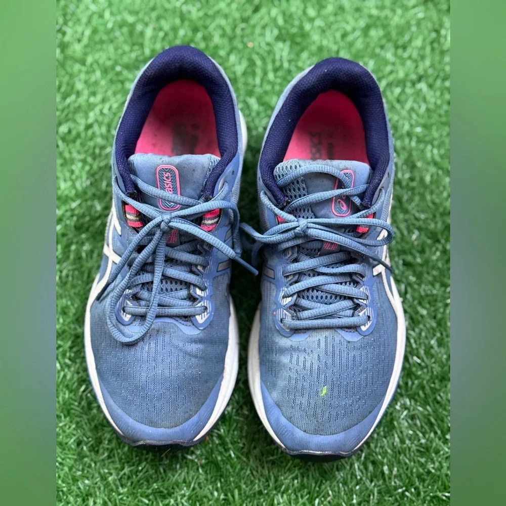 Asics‎ Women’s Navy and Pink Athletic Sneakers Size 8